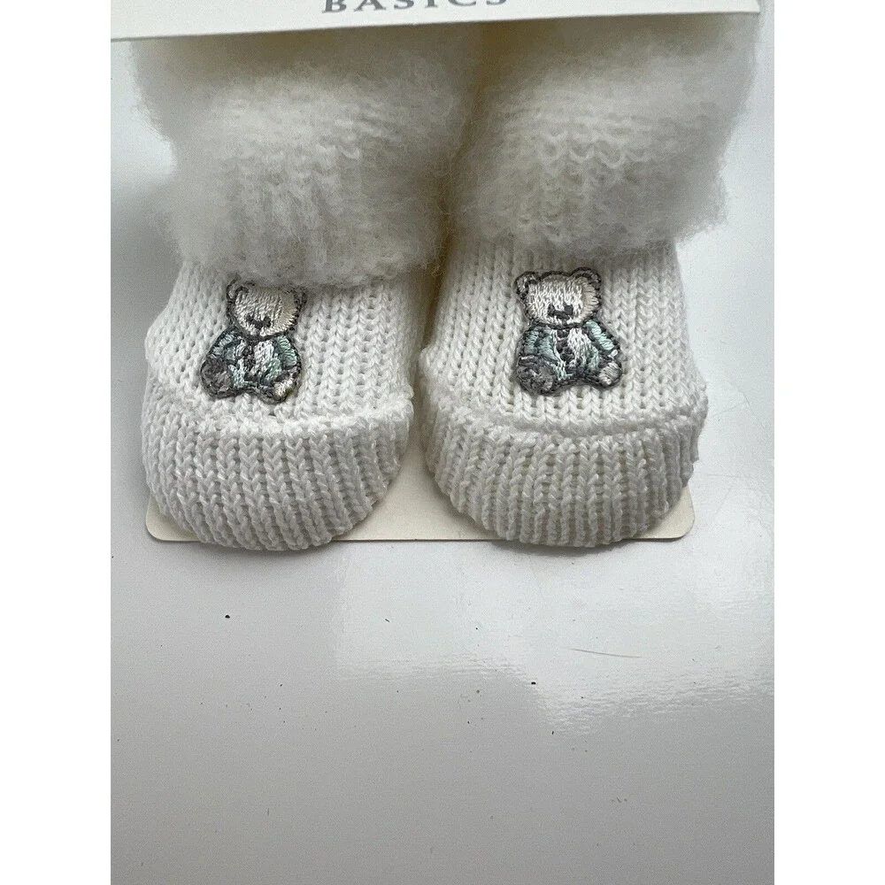 NEW Little Wonders Basics 0-3 Months Bootie Socks Bear Patch Baby Shower Gift